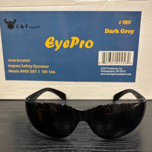 EyePro Dark Grey Safety Eyewear - Picture 1 of 2